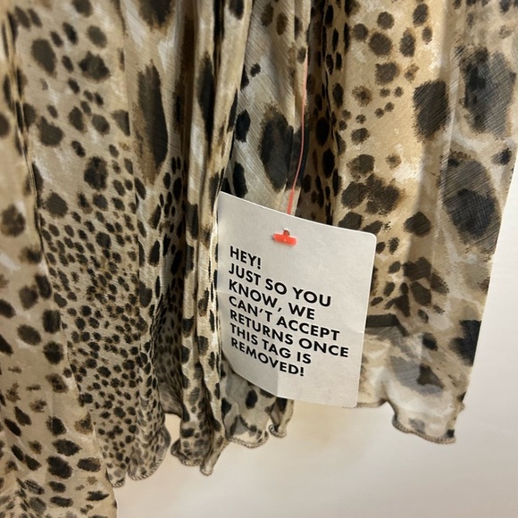 *NWT* ASOS DESIGN wraparound pleated midi dress in Leopard/Cheetah Print, Size 6 - Picture 11 of 11